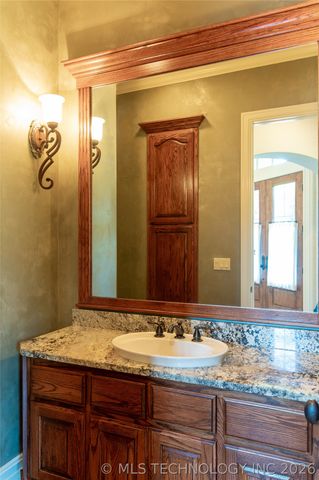 7305 S 2nd Street, Broken Arrow, OK 74011