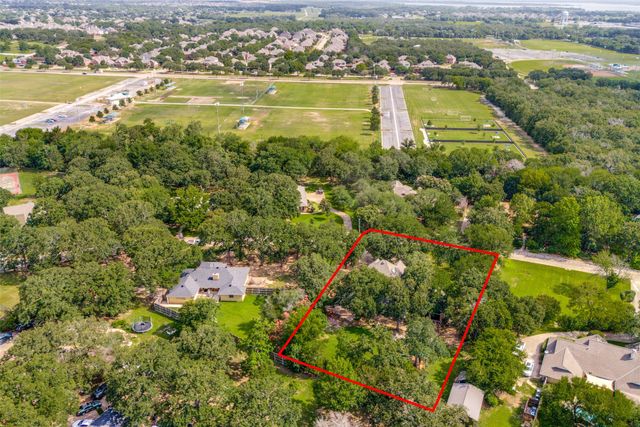 3700 Red Oak Drive, Corinth, TX 76208