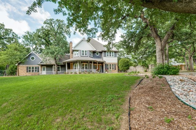 3700 Red Oak Drive, Corinth, TX 76208