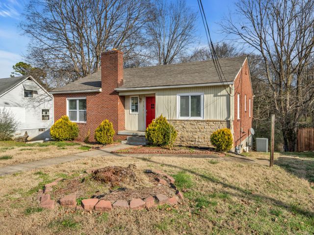 915 Richardson St, Clarksville, TN 37040