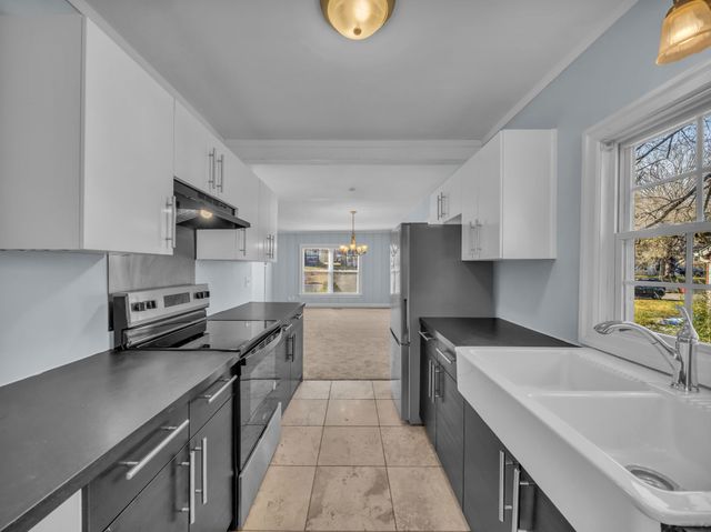 915 Richardson St, Clarksville, TN 37040