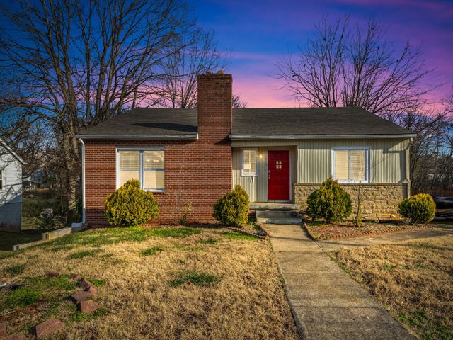 915 Richardson St, Clarksville, TN 37040