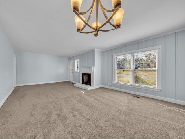 915 Richardson St, Clarksville, TN 37040