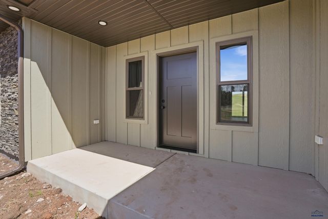 6490 ANDERSON RD, Summerset, SD 57718