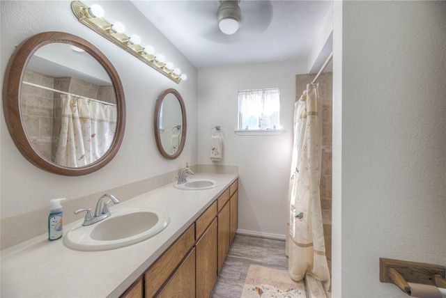 134 Deer Run Road, Trinity, TX 75862