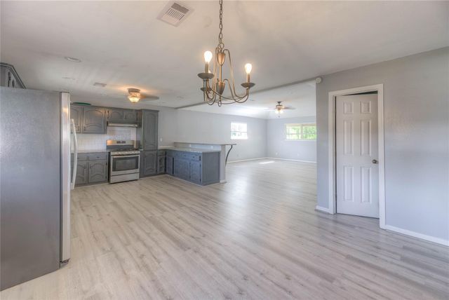 134 Deer Run Road, Trinity, TX 75862