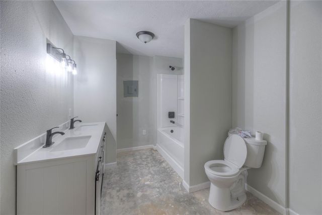 134 Deer Run Road, Trinity, TX 75862