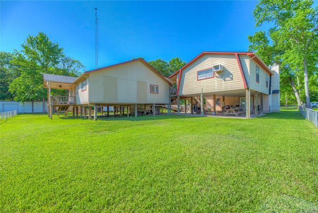 134 Deer Run Road, Trinity, TX 75862
