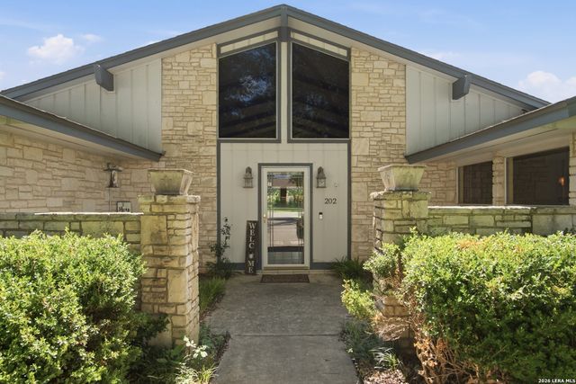 202 Azalea Trl, Boerne, TX 78006