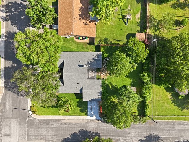 202 Azalea Trl, Boerne, TX 78006