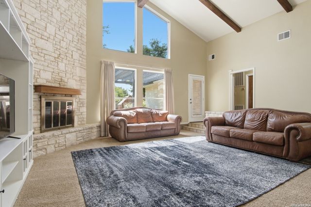 202 Azalea Trl, Boerne, TX 78006