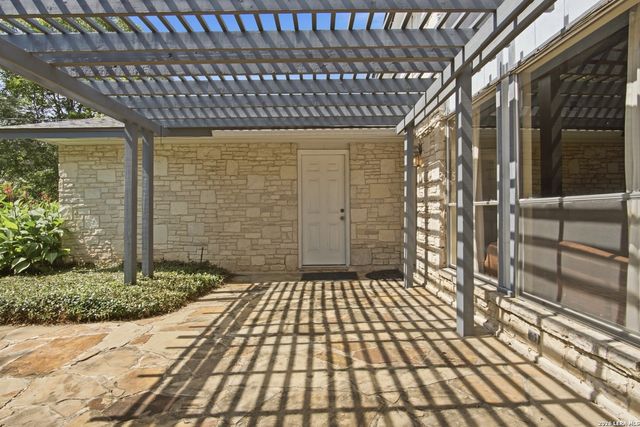 202 Azalea Trl, Boerne, TX 78006