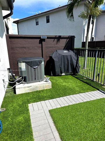 15785 NW 91st Ct, Miami Lakes, FL 33018