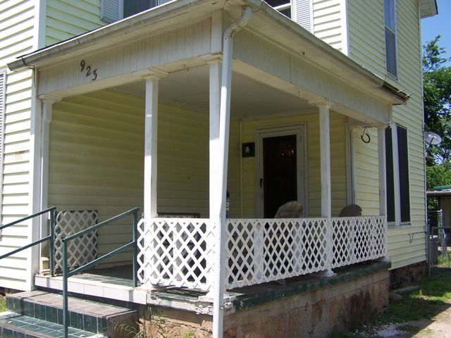 923 Nelson Street, Denison, TX 75020