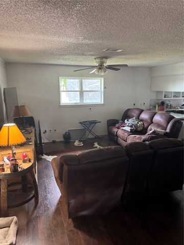 102 N Cedar Street, Celeste, TX 75423