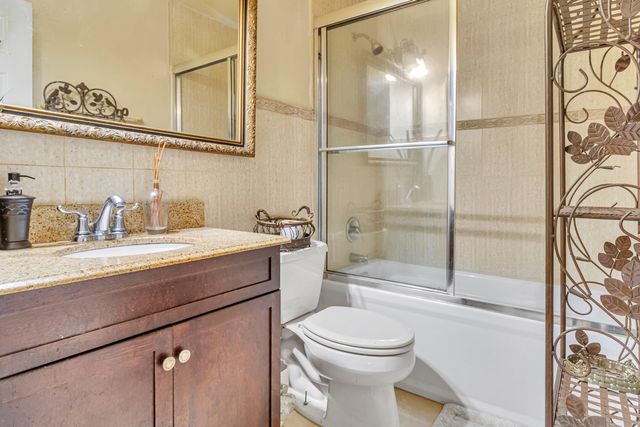 9522 Affirmed Lane, Boca Raton, FL 33496