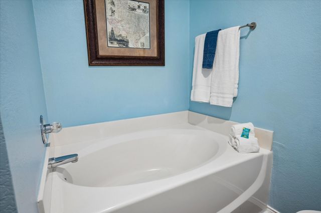 417 Pin Oak Lane, Royse City, TX 75189