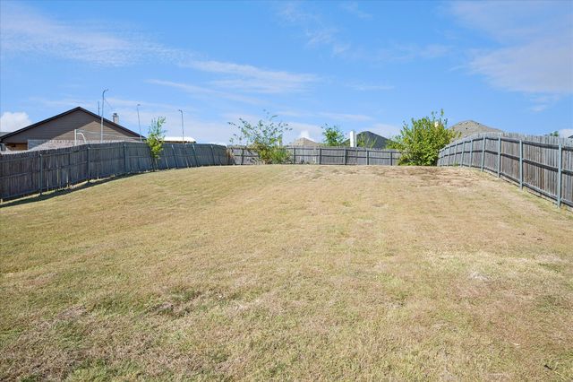 417 Pin Oak Lane, Royse City, TX 75189