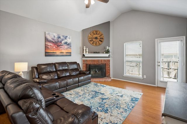 417 Pin Oak Lane, Royse City, TX 75189