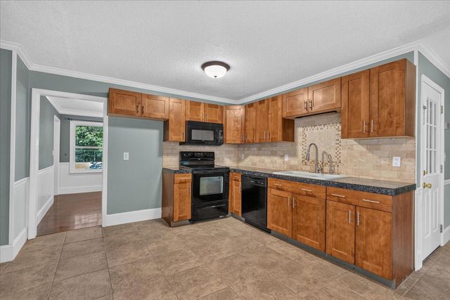 6536 Harbor View Drive, Hixson, TN 37343
