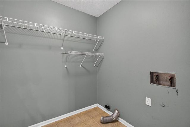 6536 Harbor View Drive, Hixson, TN 37343