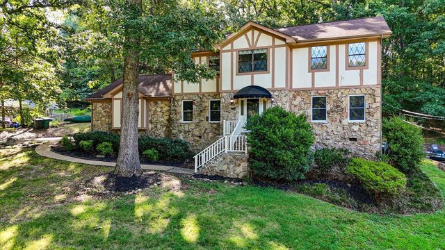6536 Harbor View Drive, Hixson, TN 37343