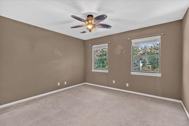 6536 Harbor View Drive, Hixson, TN 37343
