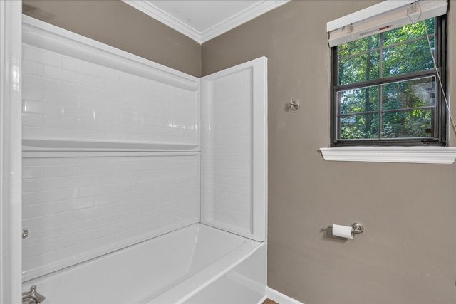 6536 Harbor View Drive, Hixson, TN 37343