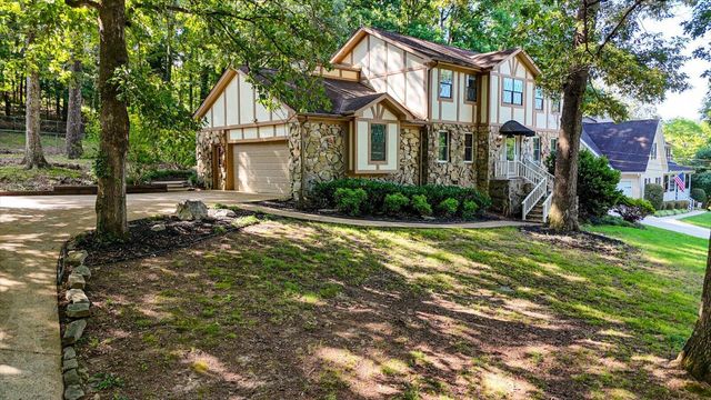 6536 Harbor View Drive, Hixson, TN 37343