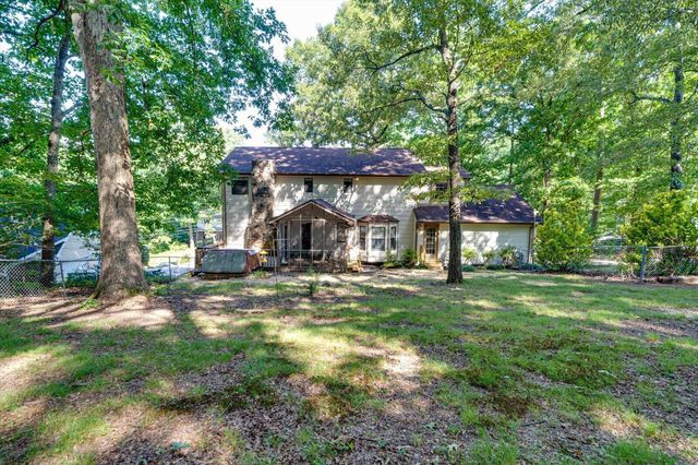 6536 Harbor View Drive, Hixson, TN 37343