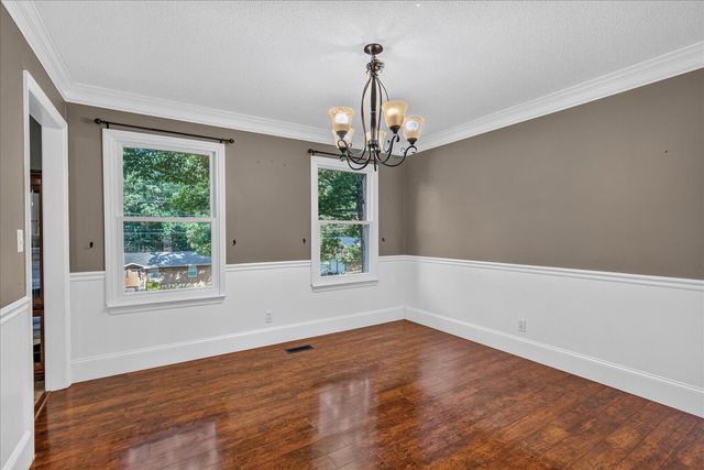 6536 Harbor View Drive, Hixson, TN 37343