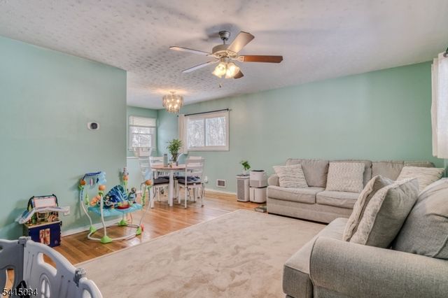 196 Albert Ave, Milltown Boro, NJ 08850