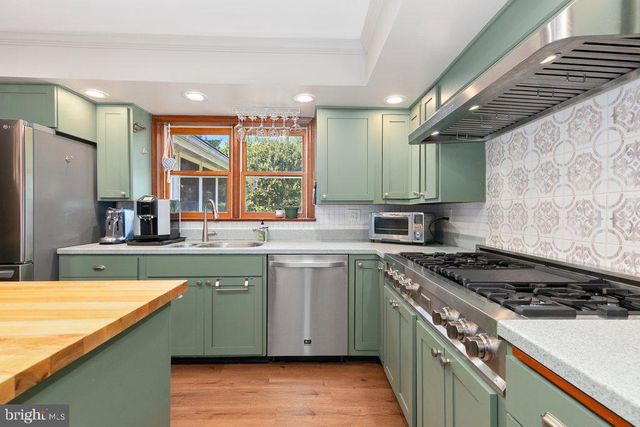 15211 BAUGHMAN DR, Silver Spring, MD 20906