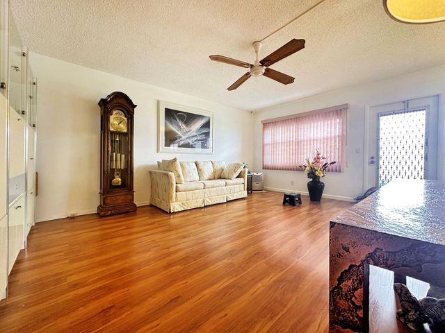 519 Tilford X 519, Deerfield Beach, FL 33442