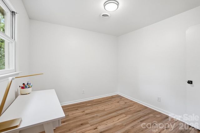 5060 Suwarrow Circle, Tega Cay, SC 29708