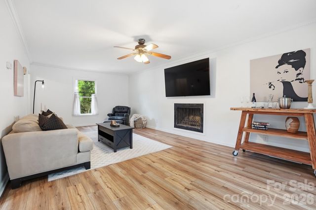 5060 Suwarrow Circle, Tega Cay, SC 29708