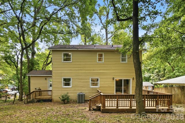 5060 Suwarrow Circle, Tega Cay, SC 29708