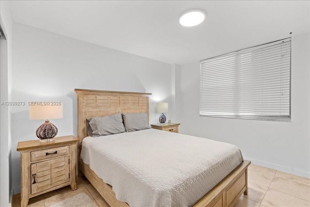 1900 S Ocean Blvd 11T, Lauderdale By The Sea, FL 33062
