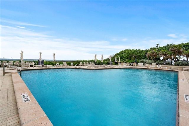 1900 S Ocean Blvd 11T, Lauderdale By The Sea, FL 33062