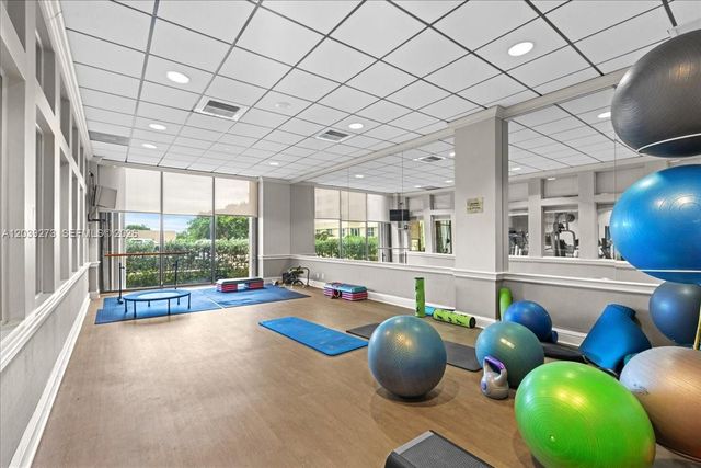 1900 S Ocean Blvd 11T, Lauderdale By The Sea, FL 33062