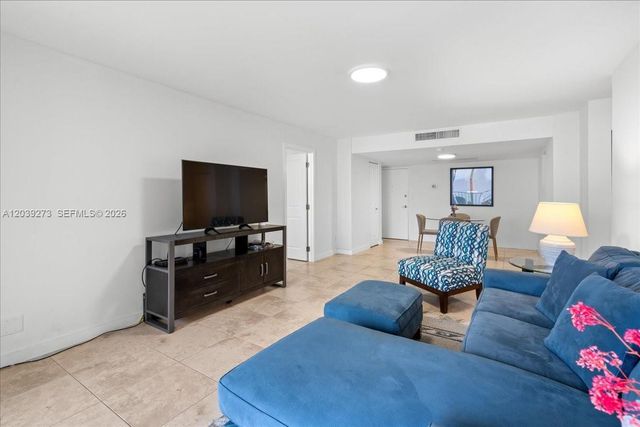 1900 S Ocean Blvd 11T, Lauderdale By The Sea, FL 33062