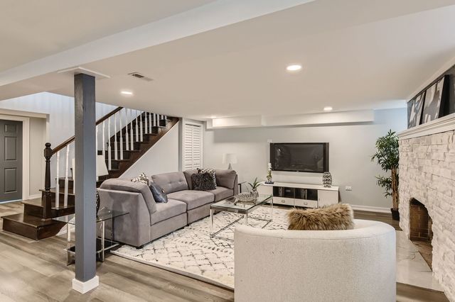 7237 S Luella Avenue, Chicago, IL 60649