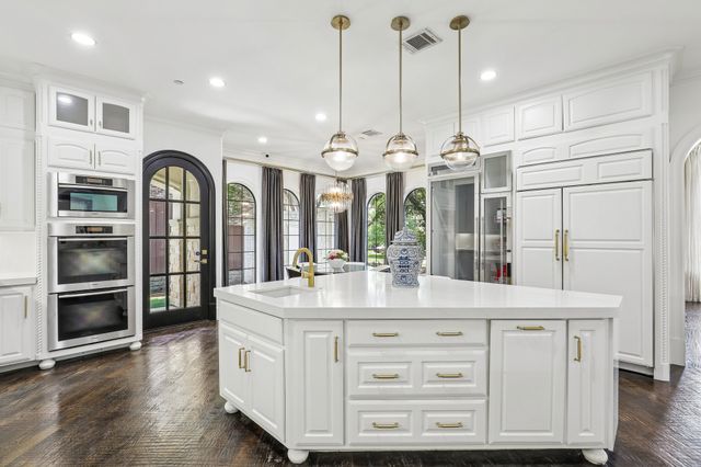 5526 Stone Canyon Drive, Frisco, TX 75034