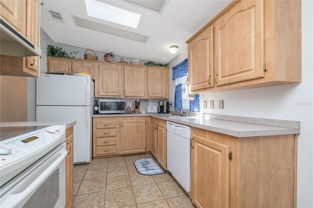 810 N NAVIGATORS WAY, Edgewater, FL 32141