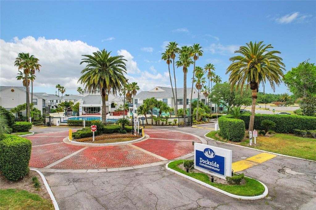 Image 38 of property listing at 2524 WOODGATE BOULEVARD 101, Orlando, FL 32822