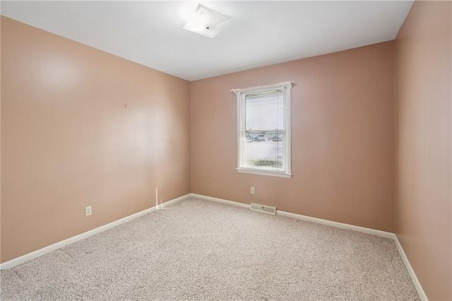 912 W 100th Terrace, Kansas City, MO 64114