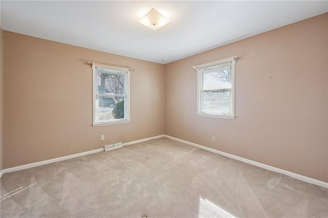 912 W 100th Terrace, Kansas City, MO 64114