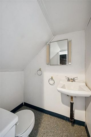 912 W 100th Terrace, Kansas City, MO 64114