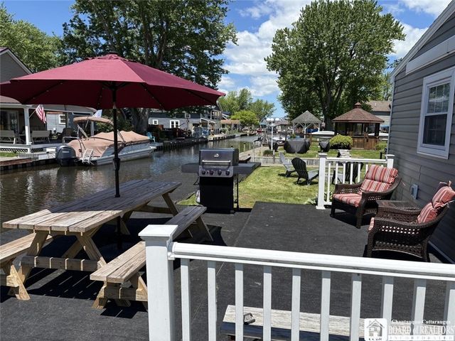 2427 Lakeside Drive, Busti, NY 14710