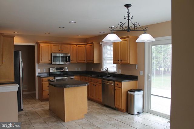 115 DOREEN DR, Hummelstown, PA 17036